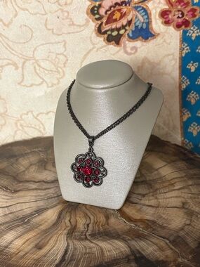 1928 Vintage Inspired Art Deco Ruby Rhinestone Flower Pendant Necklace
